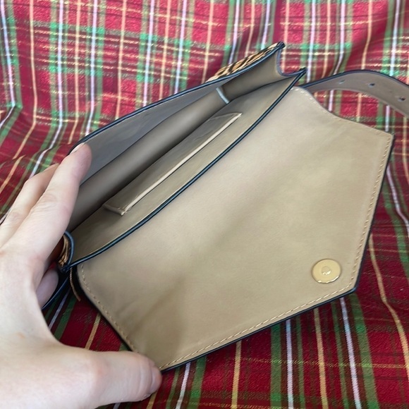 Brand New Michael Kors Black Animal Leopard Print Belt Bag Fanny Pack - Picture 14 of 15